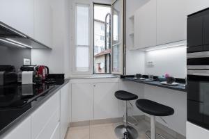 Kuchnia lub aneks kuchenny w obiekcie Monte Carlo View