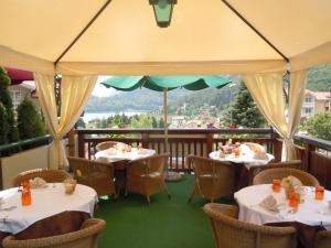 En restaurant eller et andet spisested på Alexander Hotel Alpine Wellness Dolomites