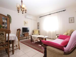 TV a/nebo společenská místnost v ubytování Apartment Luisa 1437