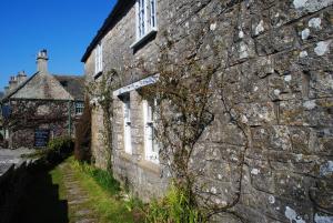 Budova, kde se prázdninový dům nachází + 23 fotografií