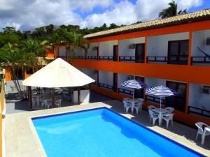 A piscina localizada em Pousada Porto Feliz ou nos arredores