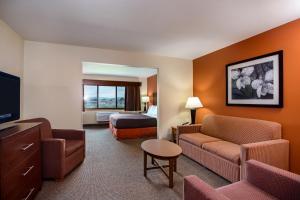 Imagen de la galería de AmericInn by Wyndham Tomah, en Tomah