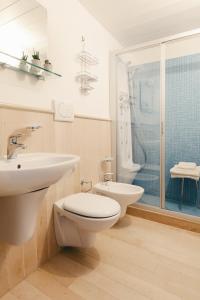 A bathroom at Il Borgo Ritrovato - Albergo Diffuso