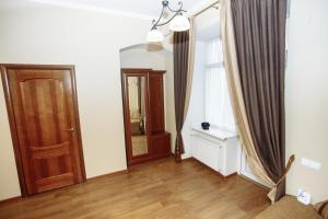 Телевизор и/или развлекательный центр в Apartment near Museum