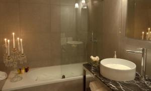 Um banheiro em Yoo Punta del Este - Rental Club Apartments