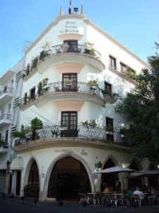 Budova, kde se hotel nachází