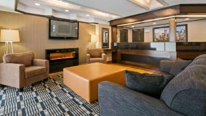 Posezení v ubytování Best Western Airport Inn