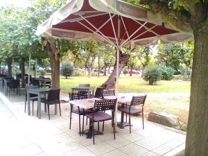 Puutarhaa majoituspaikan Tranquil Central Apt, behind Athens Caravel Area ulkopuolella