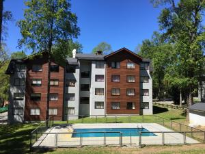 Πισίνα στο ή κοντά στο Departamento Pucón