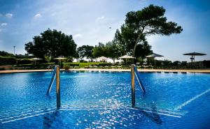 A piscina em ou perto de Hotel Pestana Cascais Ocean & Conference Aparthotel