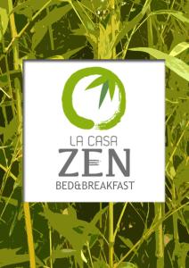 - un panneau indiquant la casa zen pour le petit-déjeuner avec de l'herbe verte dans l'établissement La Casa Zen, à San Giovanni Teatino