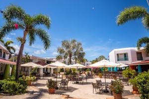 Restoran või mõni muu söögikoht majutusasutuses Jolly Beach Antigua - All Inclusive