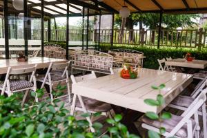 A garden outside Milano Hotel
