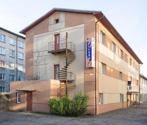 Budova, kde se hotel nachází