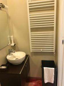 Bagno di Hotel Elys