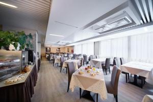 Gallery image of Hotel Delfino Venezia Mestre in Mestre