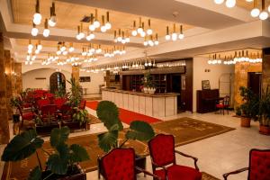 A restaurant or other place to eat at Hotel Grand