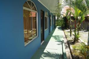 Zahrada ubytování Hotel y Cabinas del Trópico