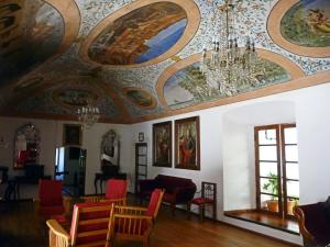 Hotel Museo Cayara tesisinde bir oturma alanı