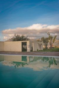 The swimming pool at or close to Foro Appio Mansio Hotel