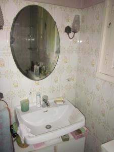 A bathroom at BORD' ADOUR