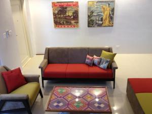 Posezení v ubytování Tumon Bel-Air Serviced Residence