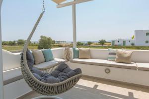 Posezení v ubytování Salinus Beachfront Private Pool Villas