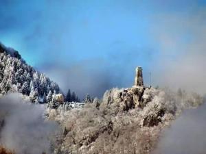 Nespecifikovaný výhled na hory nebo výhled na hory při pohledu z bed and breakfast