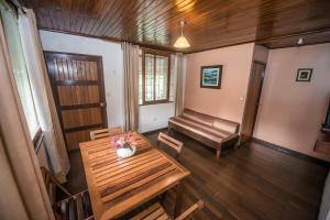 马尼什生态酒店的休息区