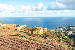 Paisaje cerca of this country house