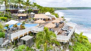 Luftblick auf das Resort und das Meer in der Unterkunft Scenic Matavai Resort Niue in Alofi
