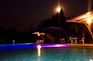 Bazén v ubytování Tararin Resort nebo v jeho okolí