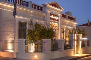 Gallery image of Micra Anglia Boutique Hotel & Spa in Andros