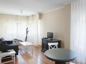 Telewizja i/lub zestaw kina domowego w obiekcie TH Aravaca