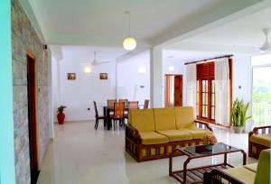 Posezení v ubytování Villa Serene