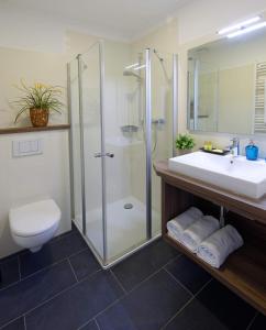 Koupelna v ubytování Trend Hotel