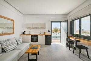 Kuchyň nebo kuchyňský kout v ubytování Portes Suites & Villas Mykonos