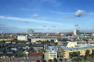 Pemandangan umum bagi Copenhagen atau pemandangan bandar yang diambil dari hotel