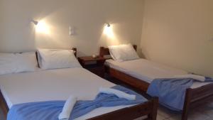 Gallery image of Parashis Studios in Alykes