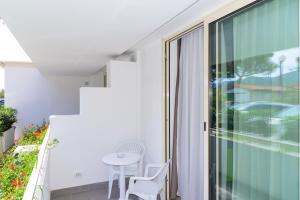 Ein Balkon oder eine Terrasse in der Unterkunft Hotel Montecristo