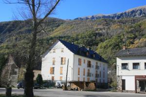 Foto de la galería de Ésera Dos Catedrales en Villanova