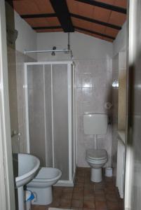 Koupelna v ubytování B&B Cascina Bricchetto