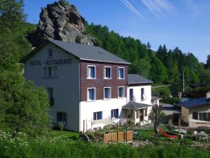 Rakennus, jossa bed & breakfast sijaitsee