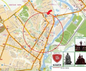 une carte de la ville de Londres avec une flèche rouge dans l'établissement Bashnya Hotel, à Briansk