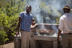 Equipo para parrilladas disponible en la casa de huéspedes