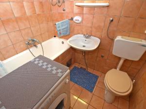 Kúpeľňa v ubytovaní Apartment Stipe 1444