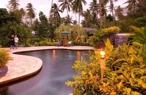 สวนหย่อมนอก Beqa Lagoon Resort