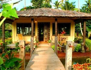 สวนหย่อมนอก Beqa Lagoon Resort