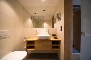 Koupelna v ubytování Landhaus Maria Grün B&B + 28 fotografií