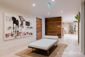 Кровать или кровати в номере Cumeja Beach Club & Hotel